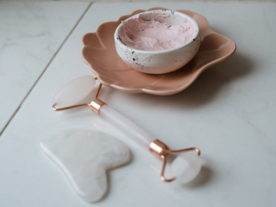 Gua sha, Magic mushroom, Roller, quel accessoire beauté choisir ? 